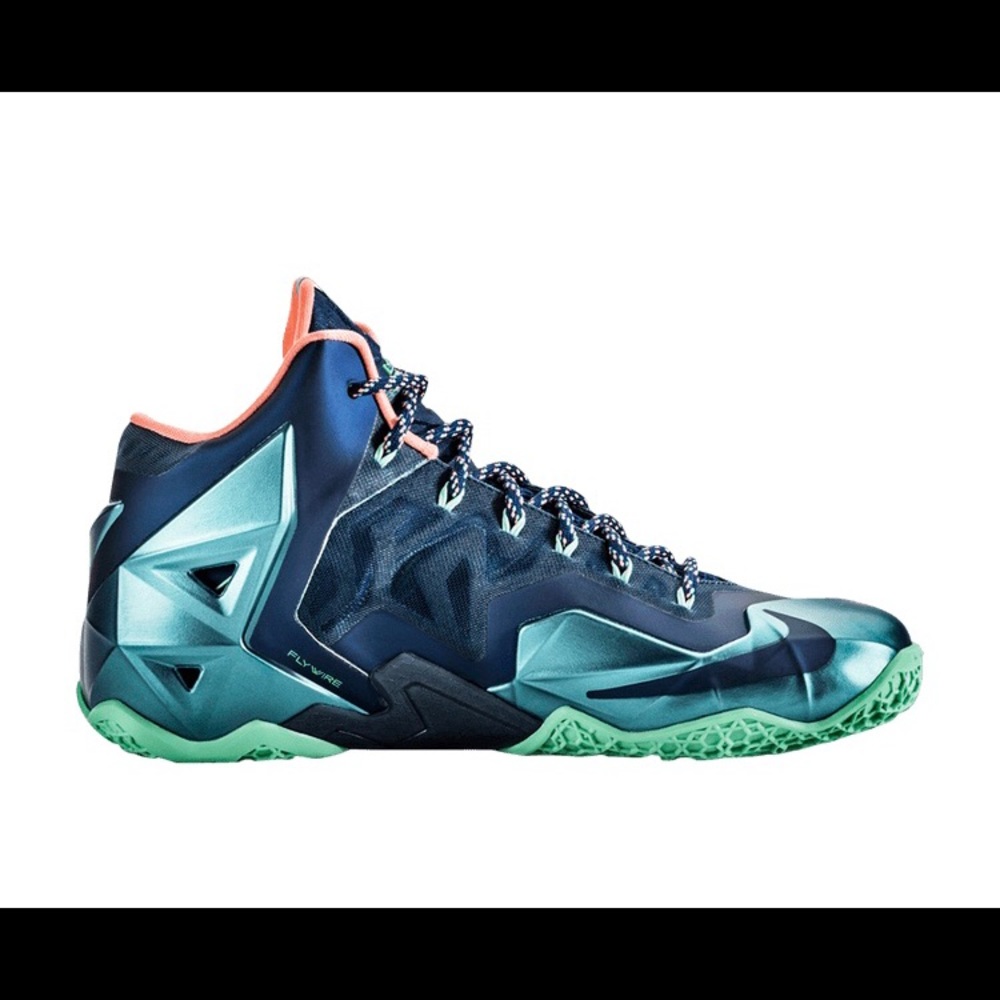 LeBron 11 “Miami vs Akron”